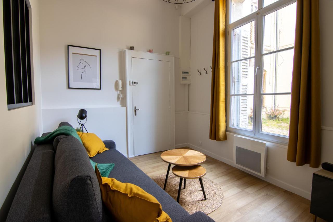 Apt Bords De Loire - Rdc - Au Pied Du Chateau Saumur Exteriör bild